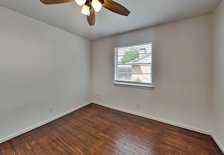 11029 Watterson Dr — Photo 14