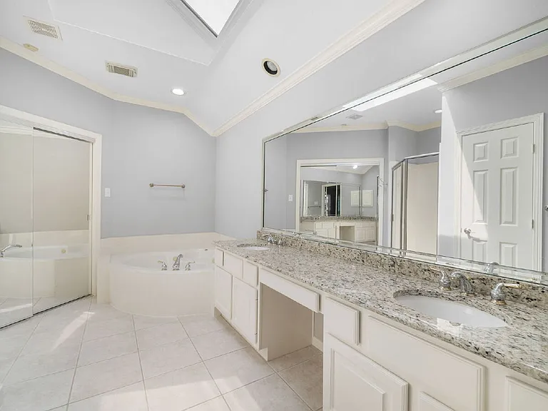 58 W Sienna Pl — Photo 14