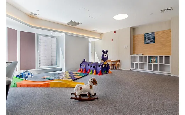 Rented by Douglas Elliman | media 28