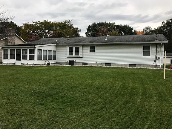 4th image of 1637 Woodside Dr