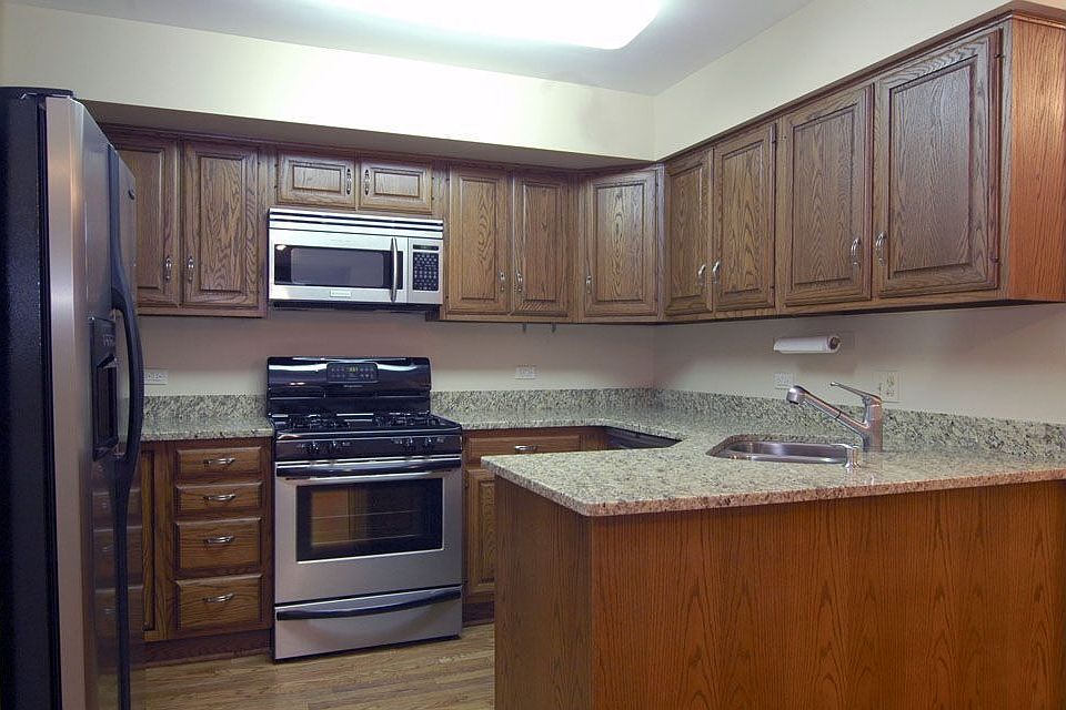 1st image of 2112 Juniper Ln