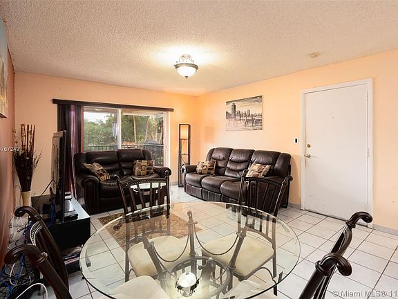 3rd image of 10411 SW 108th Ave #264