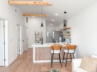 177 Hidden Lake Dr, Chesnee, SC 29323