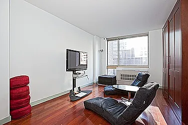 Rented by Nest Seekers International