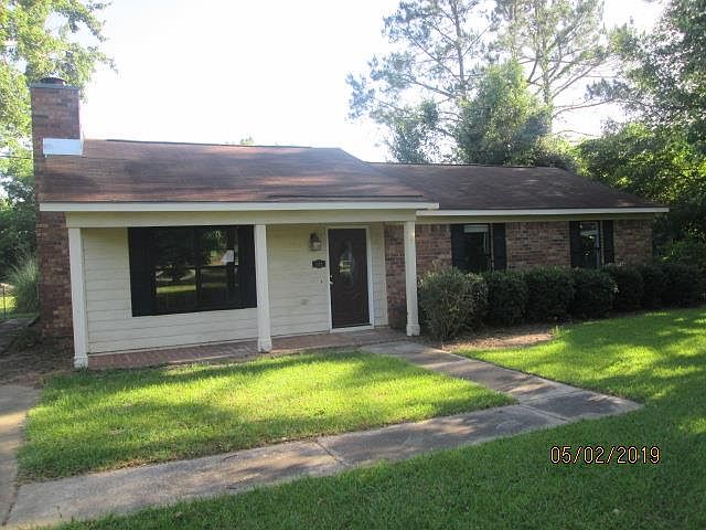 1st image of 133 Country Dr