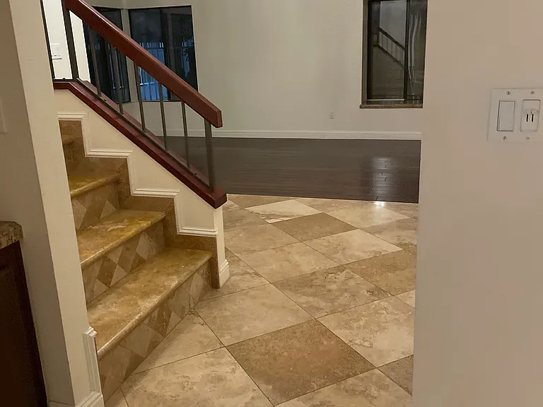 1045 Paseo Del Norte — Photo 10