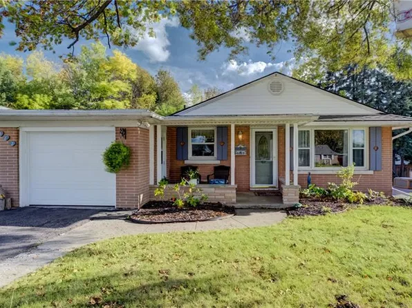 582 Grand Valley Dr, Cambridge, ON N3H 2S1