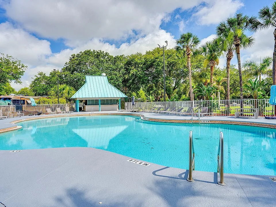 Resort-Style Pool
