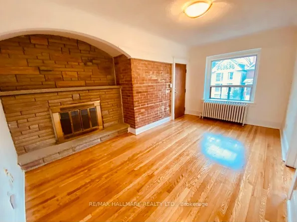 20 Triller Ave #4, Toronto, ON M6K 3B8