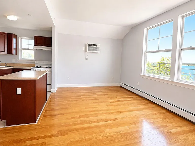 113B Lighthouse Ct — Photo 6
