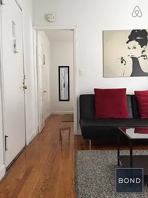 Rented by Bond New York | media 15