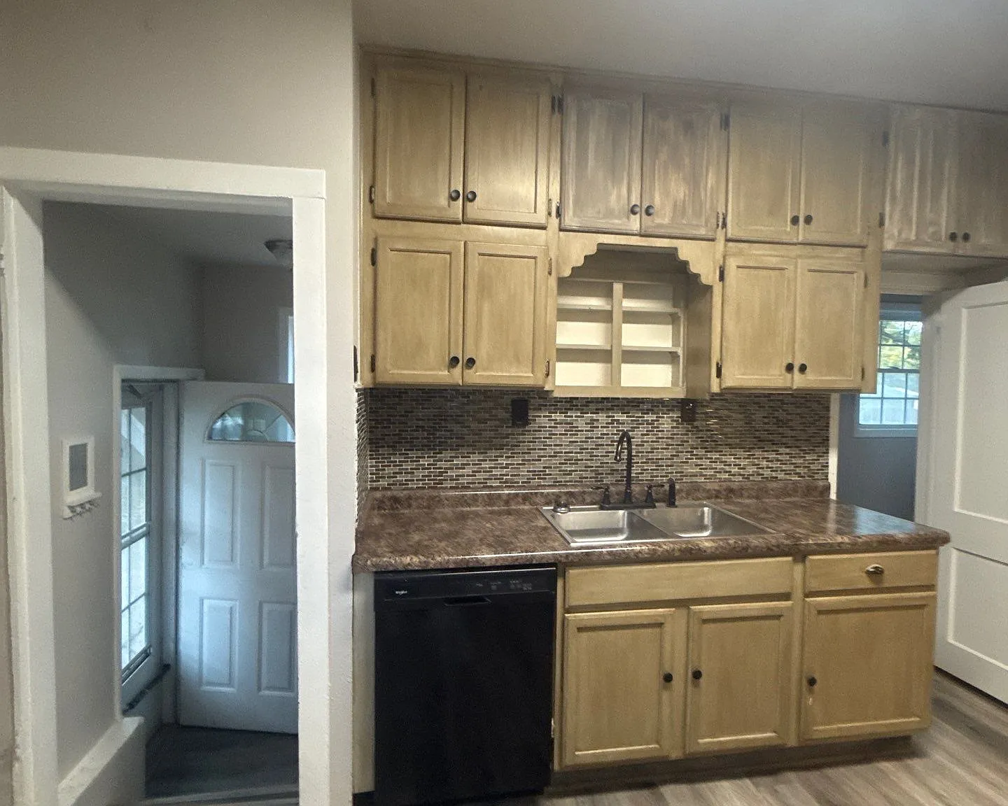 2 bed, 676 sqft, $925 — Photo 3