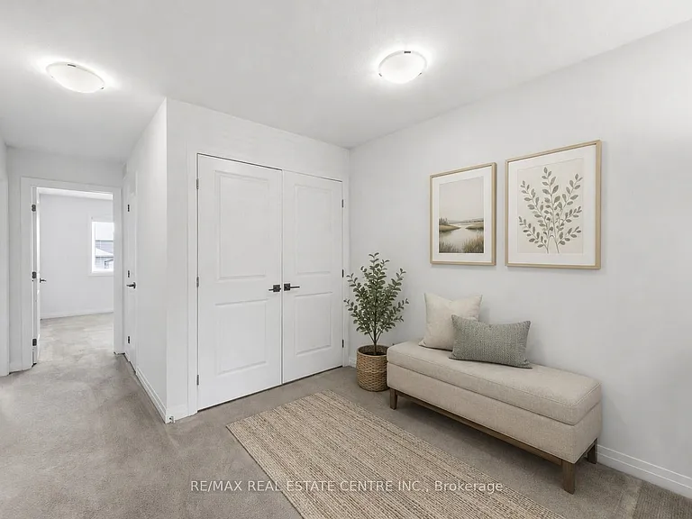37 Greenwich Ave — Photo 24