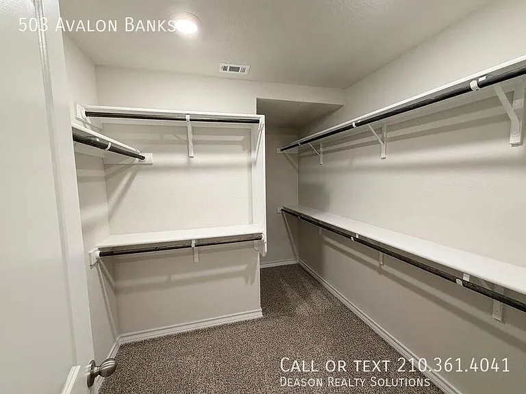 503 Avalon Banks — Photo 11