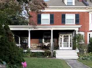 66 Westview St, Philadelphia, PA 19119