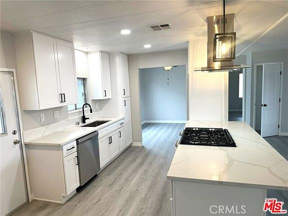 3rd image of 9391 California Ave Space 89