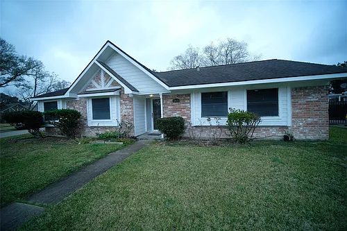 12618 Bexley Dr Photo 1