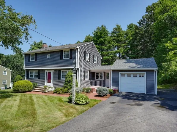 21 Sarah St, Burlington, MA 01803