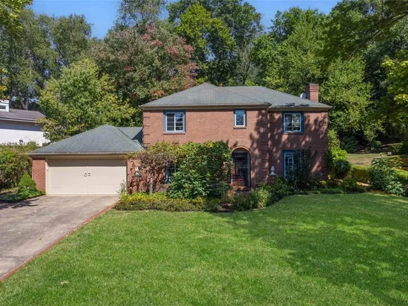 178 Woodshire Dr, Pittsburgh, PA 15215