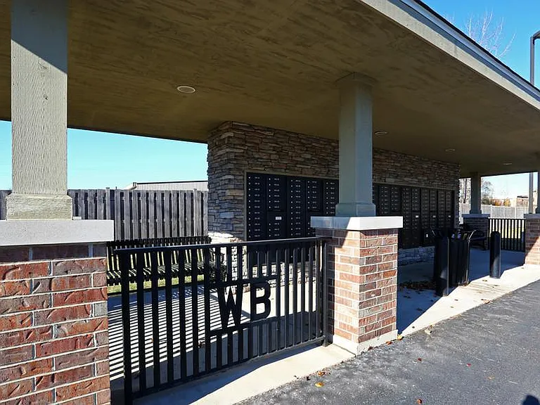 Willow Brooke Apartments — Photo 23