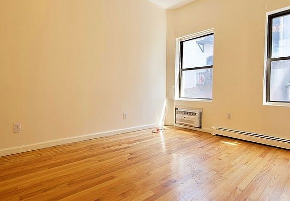 4th image of 36 Orchard St Bsmt 2