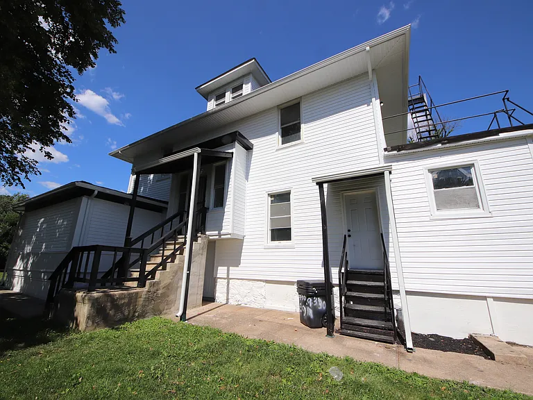 3309 Elgin Ave — Photo 43