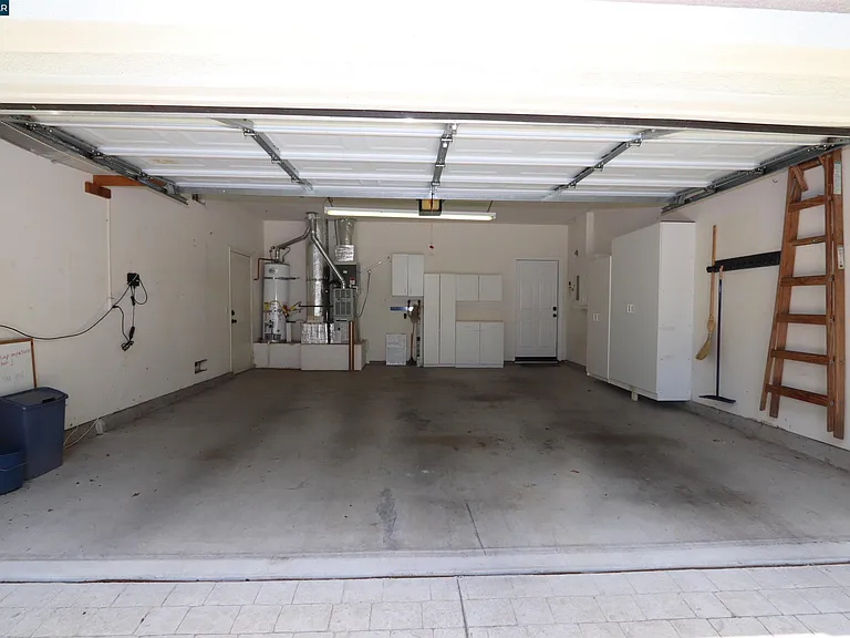 567 Quindell Way — Photo 12