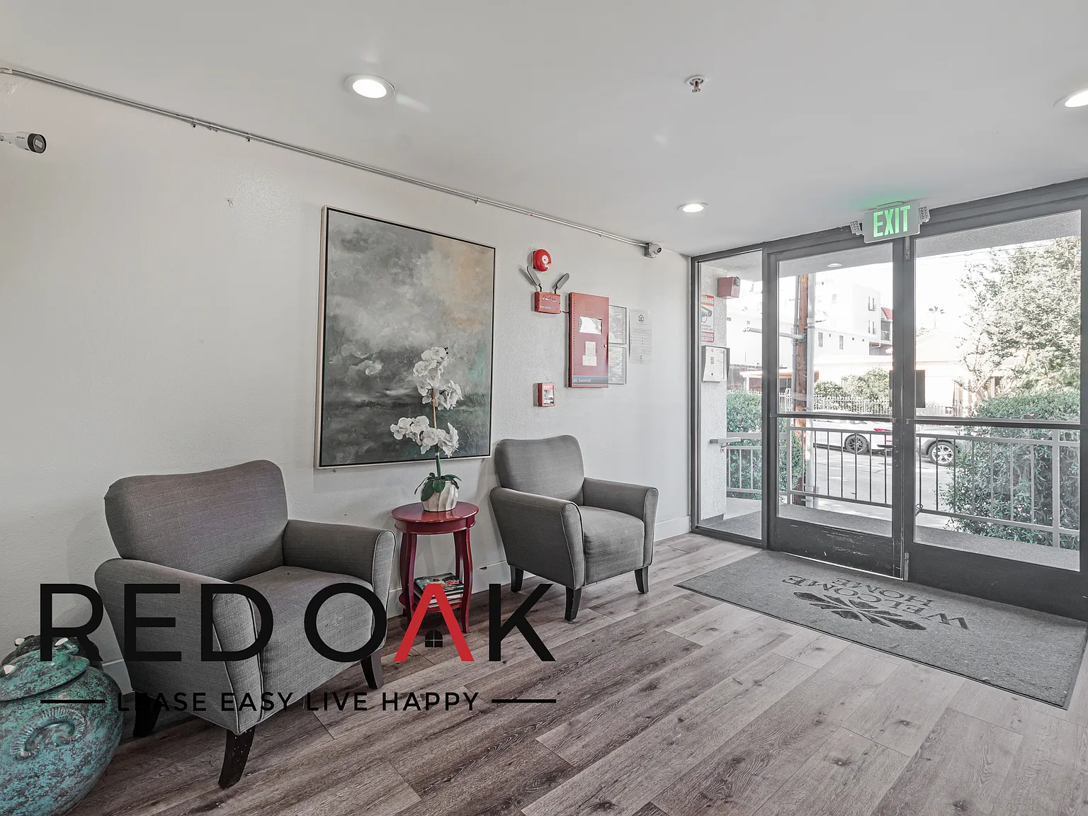 Charming Studio in The Heart Of Glendale — Photo 2