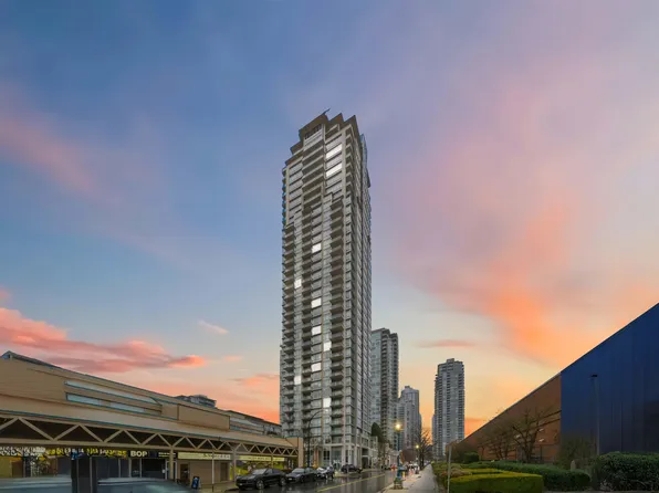 2955 Atlantic Ave #1603, Coquitlam, BC V3B 0H9