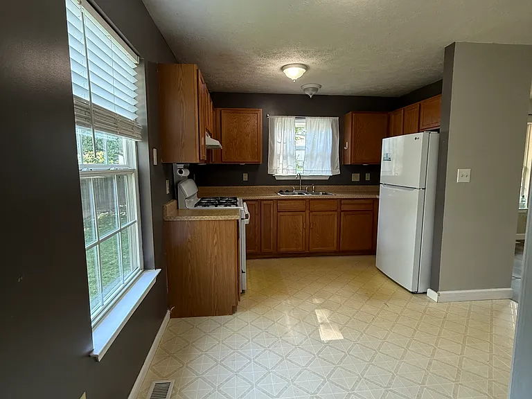 2511 S Million Dr — Photo 11