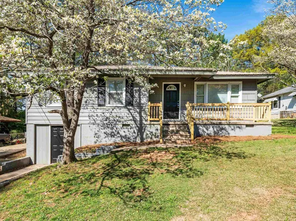 820 Wear Dr, Birmingham, AL 35235