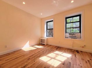 223 W 16th St #2Y, New York, NY 10011