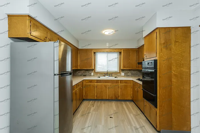 37 W Ralston Ave — Photo 7