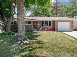 4317 Kennedy Rd, Madison, WI 53704