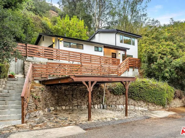8631 Crescent Dr, Los Angeles, CA 90046