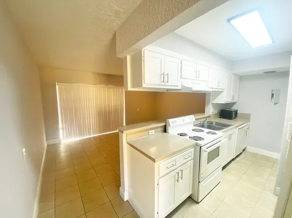 4423 Treehouse Ln APT 21G, Tamarac, FL 33319