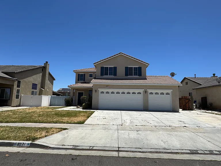 8971 Gentian Ave — Photo 1
