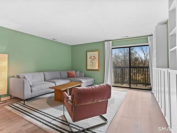 5th image of 16 Rockmeadow Road Apt Q