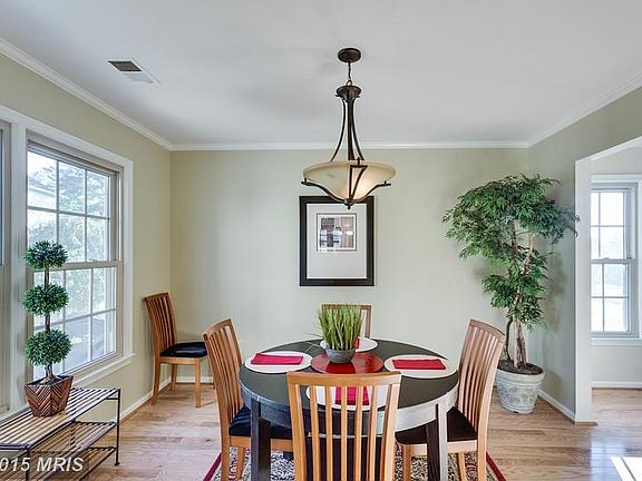 3rd image of 2655 Woodcock Ct