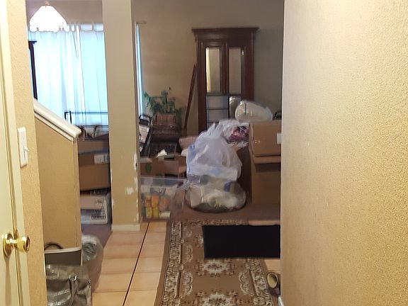 5th image of 1604 Stout Ct
