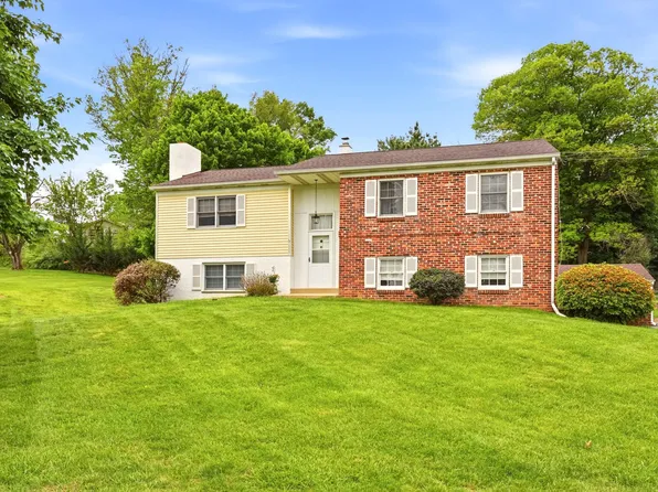 222 Coldstream Rd, Phoenixville, PA 19460