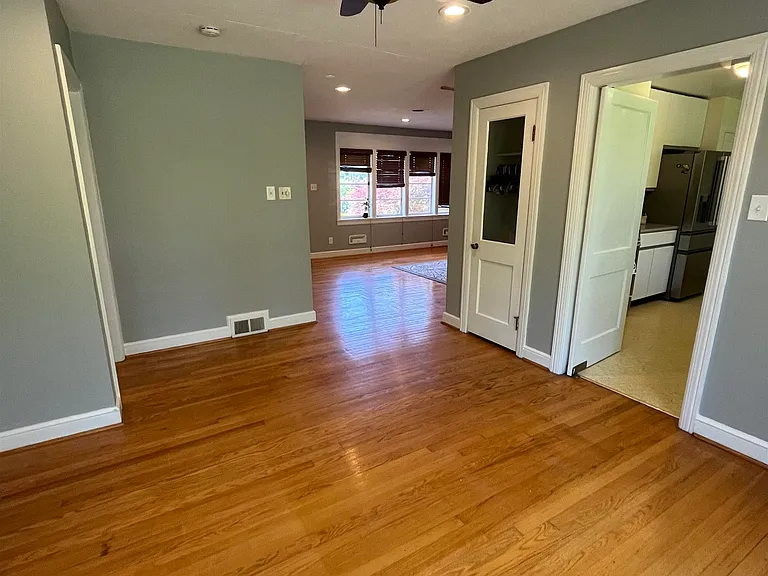 226 Orchard Ln — Photo 8