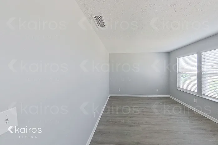 18792 Weihe Ln — Photo 16