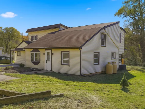 18 Pautipaug Hill Road, Sprague, CT 06330