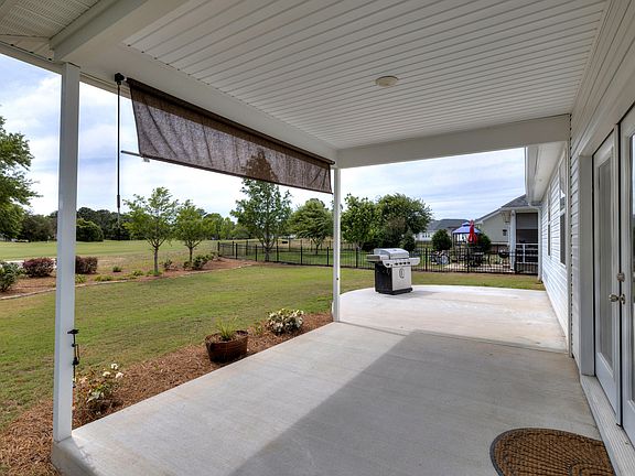 3rd image of 1299 Deercreek Dr