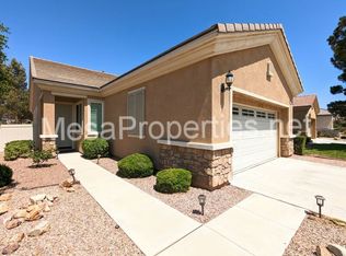 10241 Darby Rd, Apple Valley, CA 92308