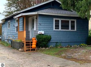 425 Crippen St, Cadillac, MI 49601