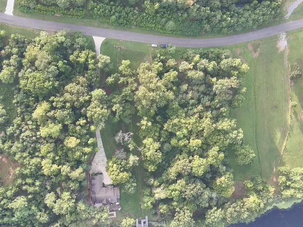 166 Lookout Mountain Dr, Scottsboro, AL 35769