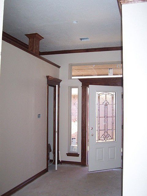 1st image of 6916 NW Maple Dr