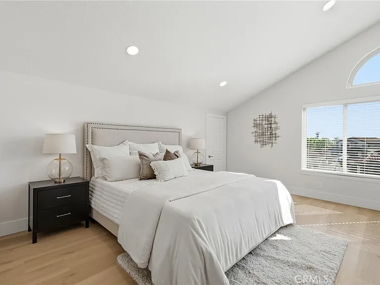 7 San Vincente — Photo 25